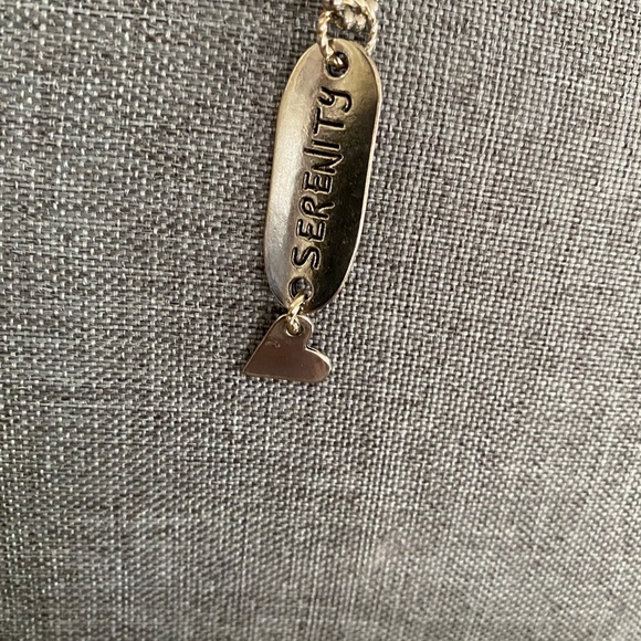 Serenity pendant with heart on beaded chain. - Picture 6 of 6